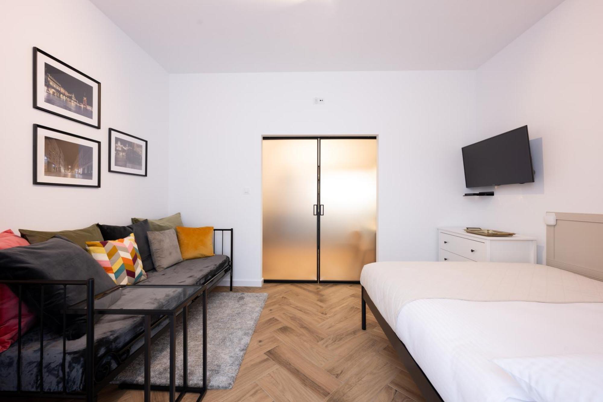 Native Apartments Pulaskiego 6 Krakow Exterior photo